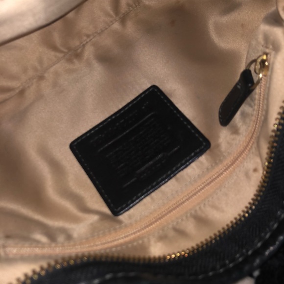 Coach purse - Picture 2 of 4